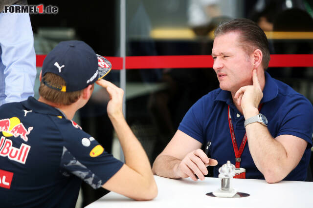 Foto zur News: Formel-1-Live-Ticker: Saisonstart! Erste Bilder von der Strecke
