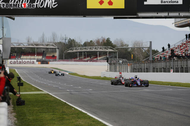 Foto zur News: Formel-1-Live-Ticker: Saisonstart! Erste Bilder von der Strecke
