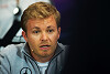 Foto zur News: Nach Mercedes-Crash: Hamilton plaudert, Rosberg mauert