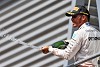 Foto zur News: Lewis Hamilton auf dem Podest: Nichts ist unmöglich