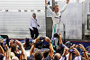 Foto zur News: Mercedes siegt hauchzart: &quot;Haben uns in die Hosen gemacht&quot;