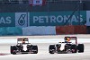 Foto zur News: Crash-Angst? So sehen Ricciardo und Verstappen ihr Duell