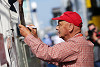 Foto zur News: Niki Lauda bemängelt bei Sebastian Vettel: Zu viel