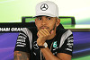 Foto zur News: Hamilton über neuen Mercedes W08: &quot;Sieht aus wie ein Boot&quot;