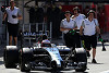 Foto zur News: Motorschaden für McLaren beim Testabschluss in Bahrain