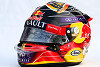 Foto zur News: Für den guten Zweck: Wird Sebastian Vettel zum Helm-Sünder?