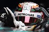 Foto zur News: Lewis Hamilton: Malaysia-Spezialhelm bleibt in der Box