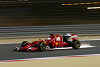 Foto zur News: Ferrari in Lauerstellung: Vettel froh, Räikkönen nicht am