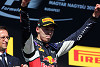 Foto zur News: Red-Bull-Mann Daniil Kwjat erkämpft erstes Formel-1-Podium