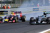 Foto zur News: Mercedes gegen Ricciardo: Harte Manöver und die Schuldfrage