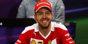 Foto zur News: Vettel scherzt über Ultrasoft: Wie Karnickel beim ersten