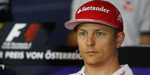 Foto zur News: Räikkönen im Wartestand: &quot;Weiß nicht, was ich 2017 mache&quot;