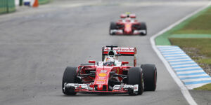 Foto zur News: Ferrari will vom absteigenden Ast: &quot;Aufgeben gibt es nicht!&quot;
