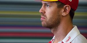 Foto zur News: Vettel verteidigt späte Ferrari-Updates: &quot;Wir lernen für