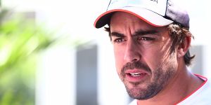Foto zur News: Alonso-Zukunft: &quot;Würde auch mit Mercedes-Angebot aufhören&quot;