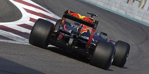 Foto zur News: Formel-1-Reifen 2017: Letzter Pirelli-Test in Abu Dhabi