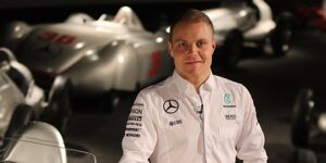 Foto zur News: Mercedes-Stallduell: Valtteri Bottas erwartet &quot;strenge