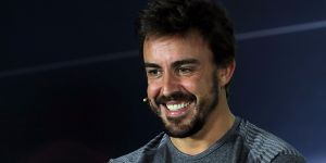 Foto zur News: Alonso will von Abschied nichts wissen: &quot;Was soll ich tun?&quot;