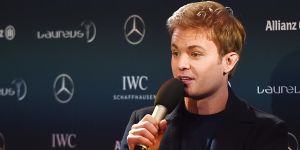 Foto zur News: Nico Rosberg gibt erstmals zu: Hamilton &quot;vielleicht&quot;