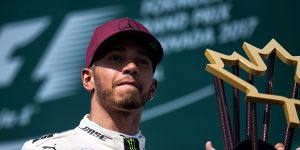 Foto zur News: Lewis Hamiltons Spazierfahrt: Schnellste Rennrunde zum Spaß