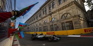Foto zur News: Rennvorschau Baku: Kehrt Mercedes zu alter Stärke zurück?