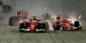 Foto zur News: Hamiltons These: Was Vettel beim Start (nicht) gesehen hat