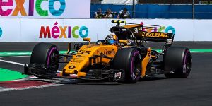 Foto zur News: Voller Renault-Fokus: Sainz denkt noch nicht über 2018