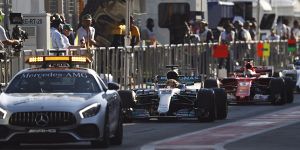 Foto zur News: Nach Baku: Hamilton warnte Vettel vor Respektlosigkeiten