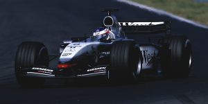Foto zur News: Kimi Räikkönen: 2019 zurück zu McLaren statt Alonso?