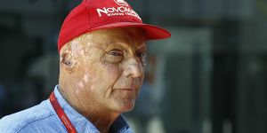 Foto zur News: 82 Tage nach Lungentransplantation: Niki Lauda aus