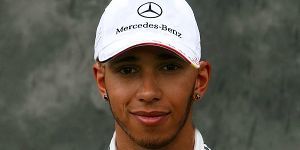 Foto zur News: Mercedes dementiert Hamilton-Traumgage