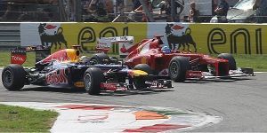 Foto zur News: Vettels Funksprüche 2012: &quot;Ich habe genug Platz gelassen&quot;