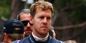 Foto zur News: &quot;Klasse hinbekommen&quot;: Vettel flüchtet sich in Sarkasmus