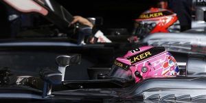 Foto zur News: McLarens Hängepartie spannt die Fahrer auf die Folter