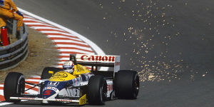 Foto zur News: Mansell zündet in Suzuka den Turbo