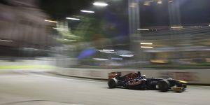 Foto zur News: Toro-Rosso-Piloten stehen auf &quot;coole&quot; Nachtrennen