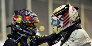 Foto zur News: Vettel ohne Chance: Hamilton gewinnt in Singapur
