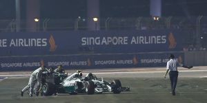 Foto zur News: Frentzen warnt Mercedes: Ricciardo könnte Defektserie nutzen