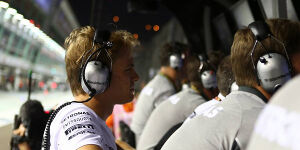 Foto zur News: Konstruktive Frustbewältigung: Rosberg spielte Mäuschen