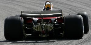 Foto zur News: Pirelli an Rückkehr der &quot;Monster-Reifen&quot; interessiert