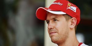 Foto zur News: Sebastian Vettel: &quot;Ziel muss sein, Mercedes zu schlagen&quot;