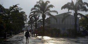 Foto zur News: Wetter in Malaysia: (Regen-)Schirme in Bereitschaft