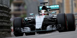 Foto zur News: Mercedes in Monaco: Ein Sieger, ein Verlierer