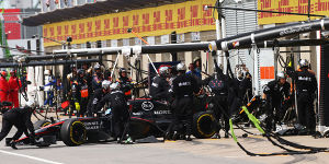 Foto zur News: McLaren-Honda enttäuscht: Kein Tempo, keine Zielankunft