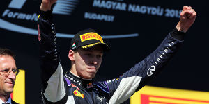 Foto zur News: Red-Bull-Mann Daniil Kwjat erkämpft erstes Formel-1-Podium