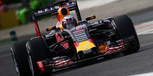 Foto zur News: Defekte, Strafen, fehlender Speed: Gibt Red Bull in Monza
