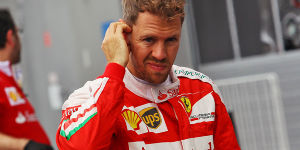 Foto zur News: Streithähne Vettel #AND# Kwjat: Wiedersehen beim