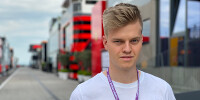 Foto zur News: Kolumne: Zum ersten Mal als Journalist im Formel-1-Paddock!