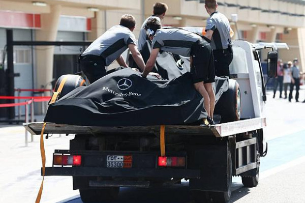 Foto zur News: Mercedes-Power dominiert: Bestzeit für Magnussen