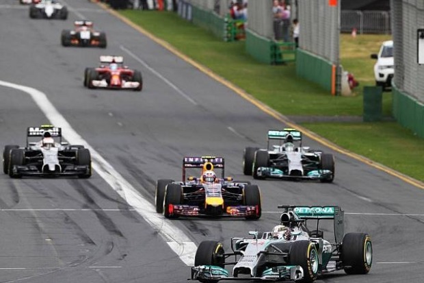 Foto zur News: Mercedes bejubelt 100. Formel-1-Sieg durch Rosberg